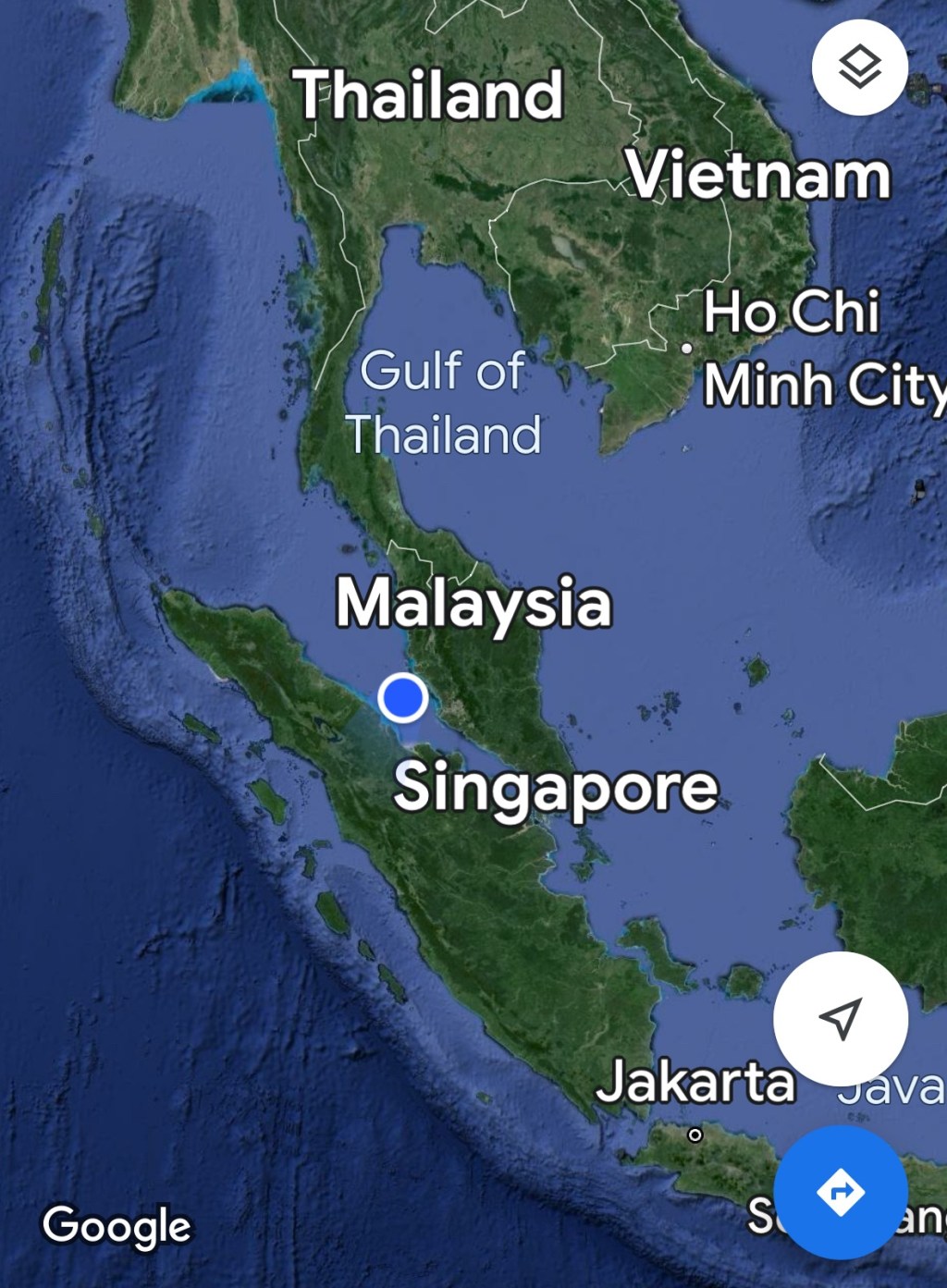 Day 73 – Cruising the Malacca Strait –&nbsp;QM2