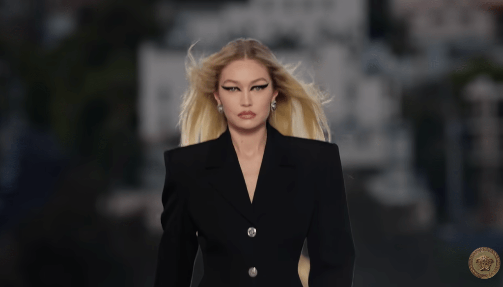Versace Fall-Winter 2023 | Fashion Show |&nbsp;Versace